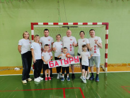 Чемпионат "Семейный гандбол" Чемпионат "Семейный гандбол".